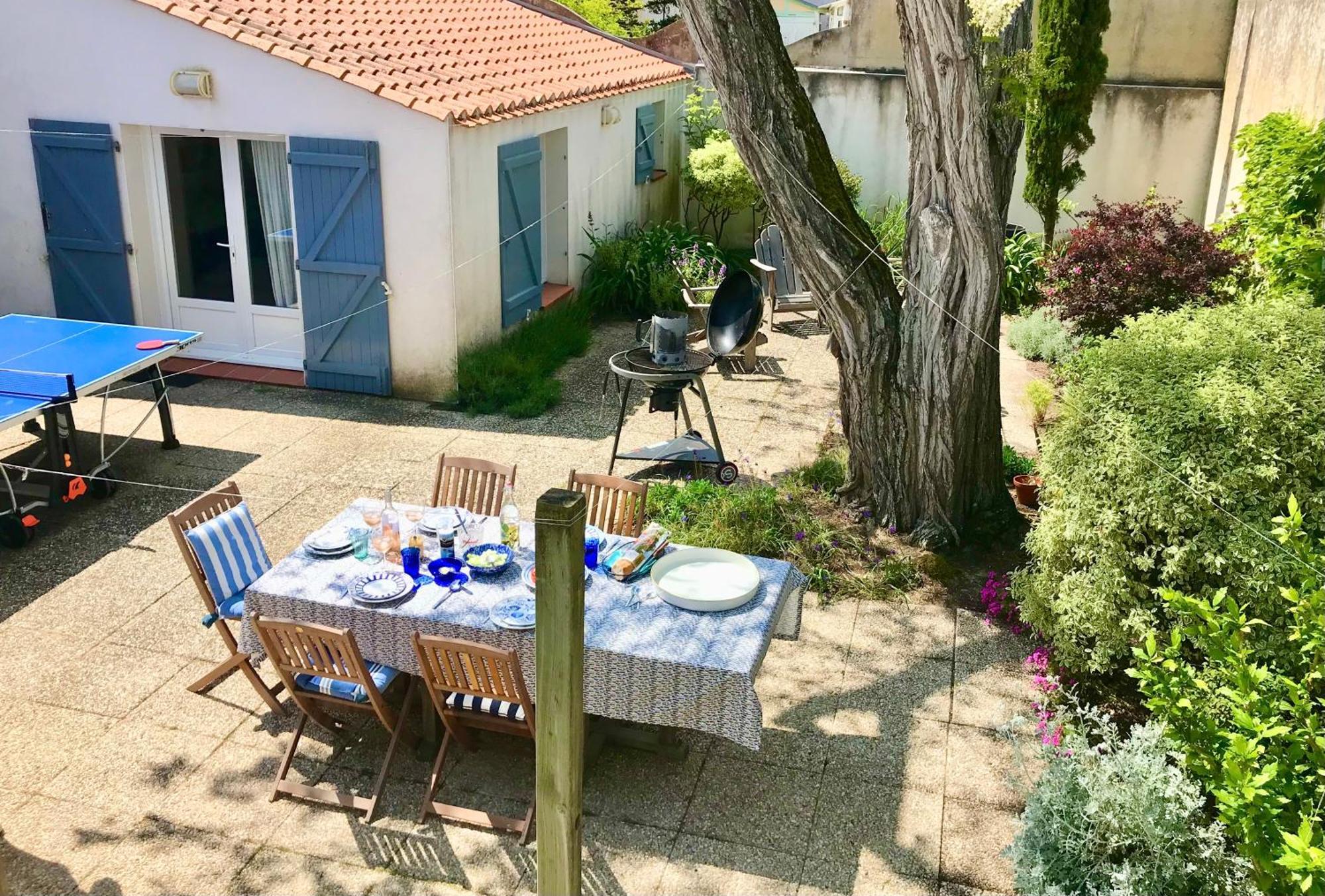 Villa "Mignon" Avec Studio Independant, Tout A Pied, Plage A 4 Mn, 6 Pers, 2 Sde Сен-Жан-де-Мон Экстерьер фото