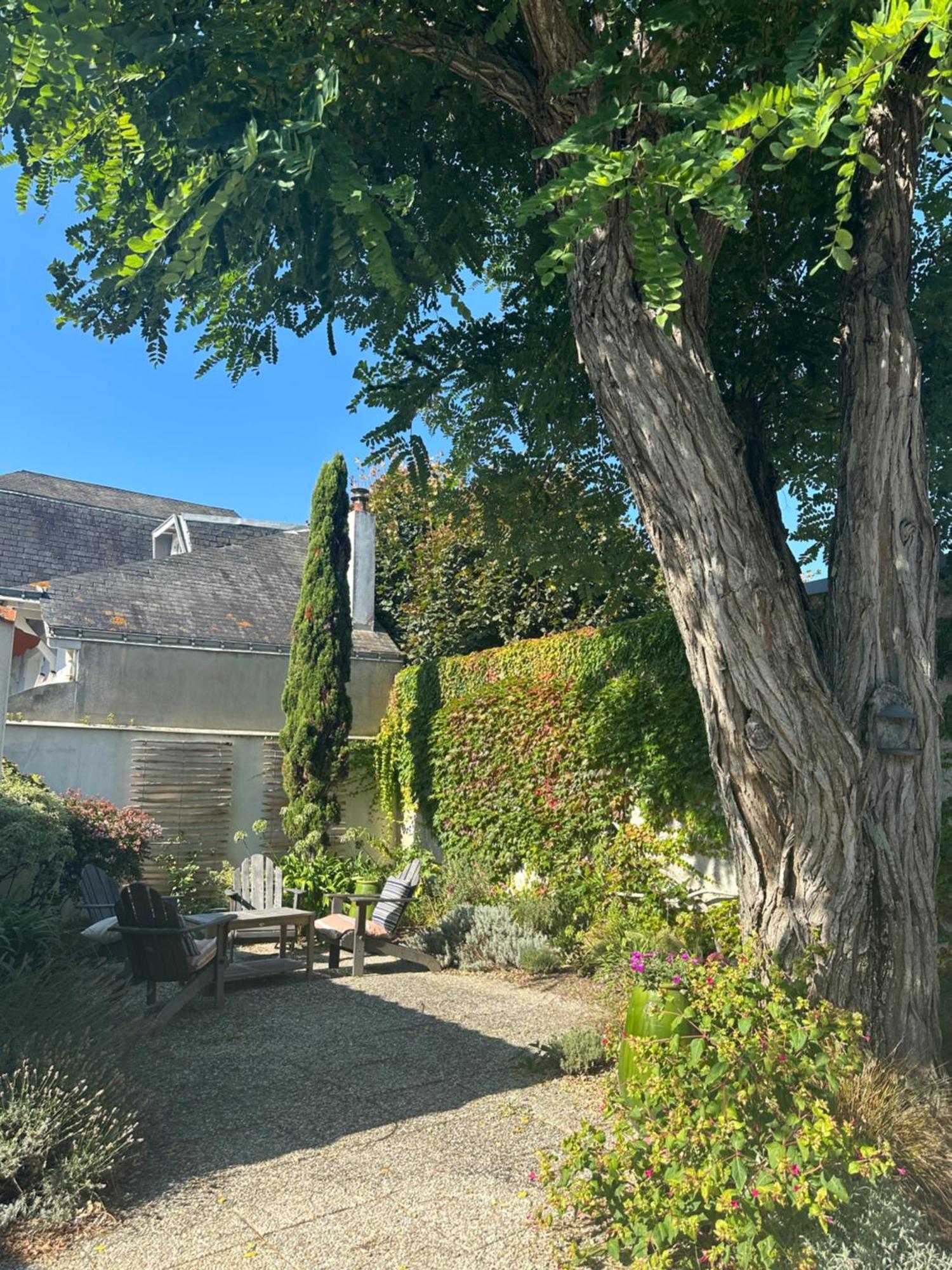 Villa "Mignon" Avec Studio Independant, Tout A Pied, Plage A 4 Mn, 6 Pers, 2 Sde Сен-Жан-де-Мон Экстерьер фото