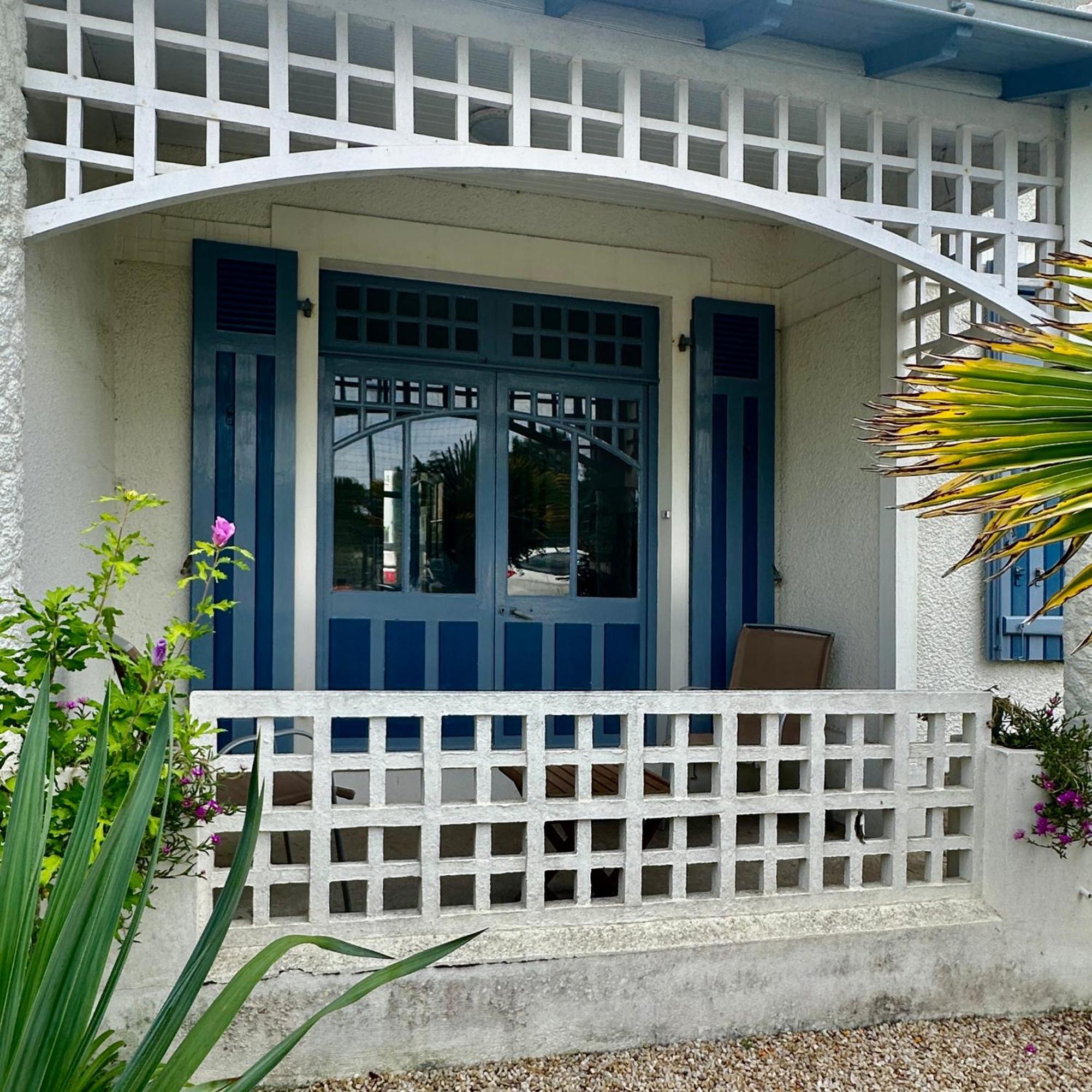 Villa "Mignon" Avec Studio Independant, Tout A Pied, Plage A 4 Mn, 6 Pers, 2 Sde Сен-Жан-де-Мон Экстерьер фото